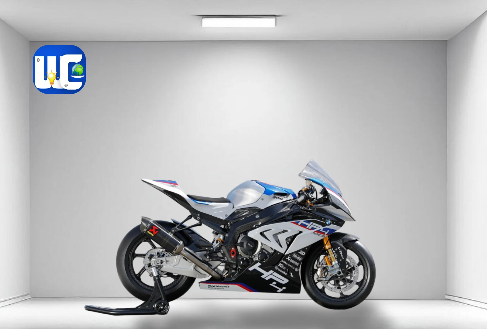 BMW HP4 RACE Images Worldofcompare (3)
